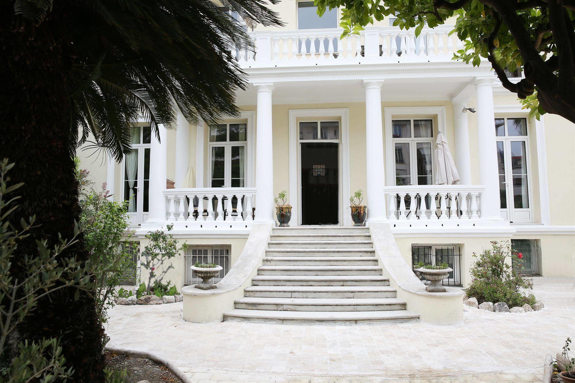 Armenonville Nice Exterior photo
